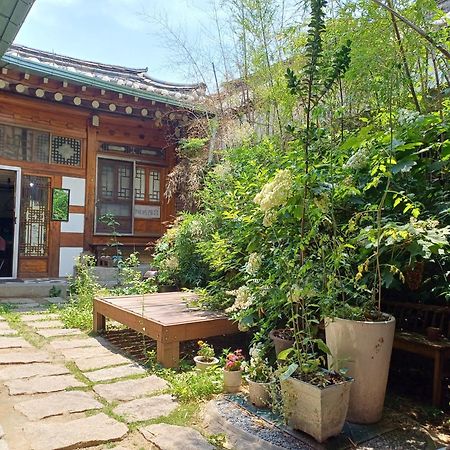 Gongsimga Hanok Guesthouse Сеул Екстериор снимка