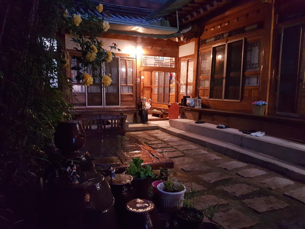 Gongsimga Hanok Guesthouse Сеул Екстериор снимка