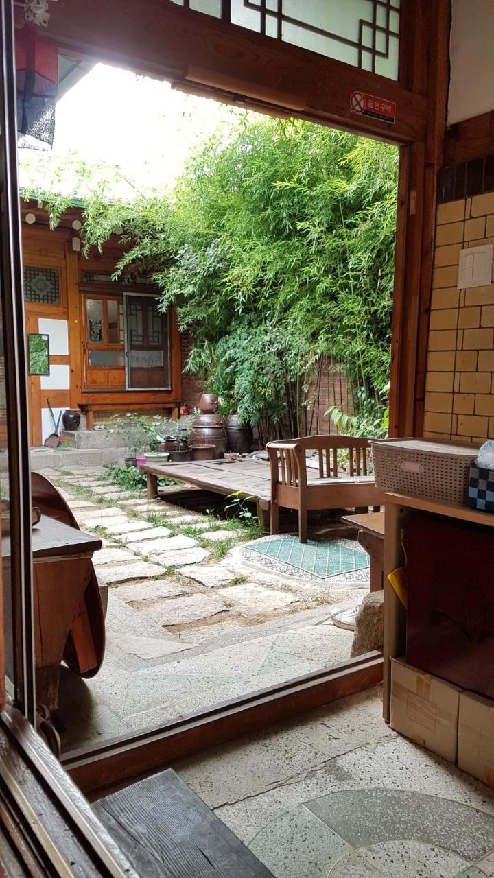 Gongsimga Hanok Guesthouse Сеул Екстериор снимка