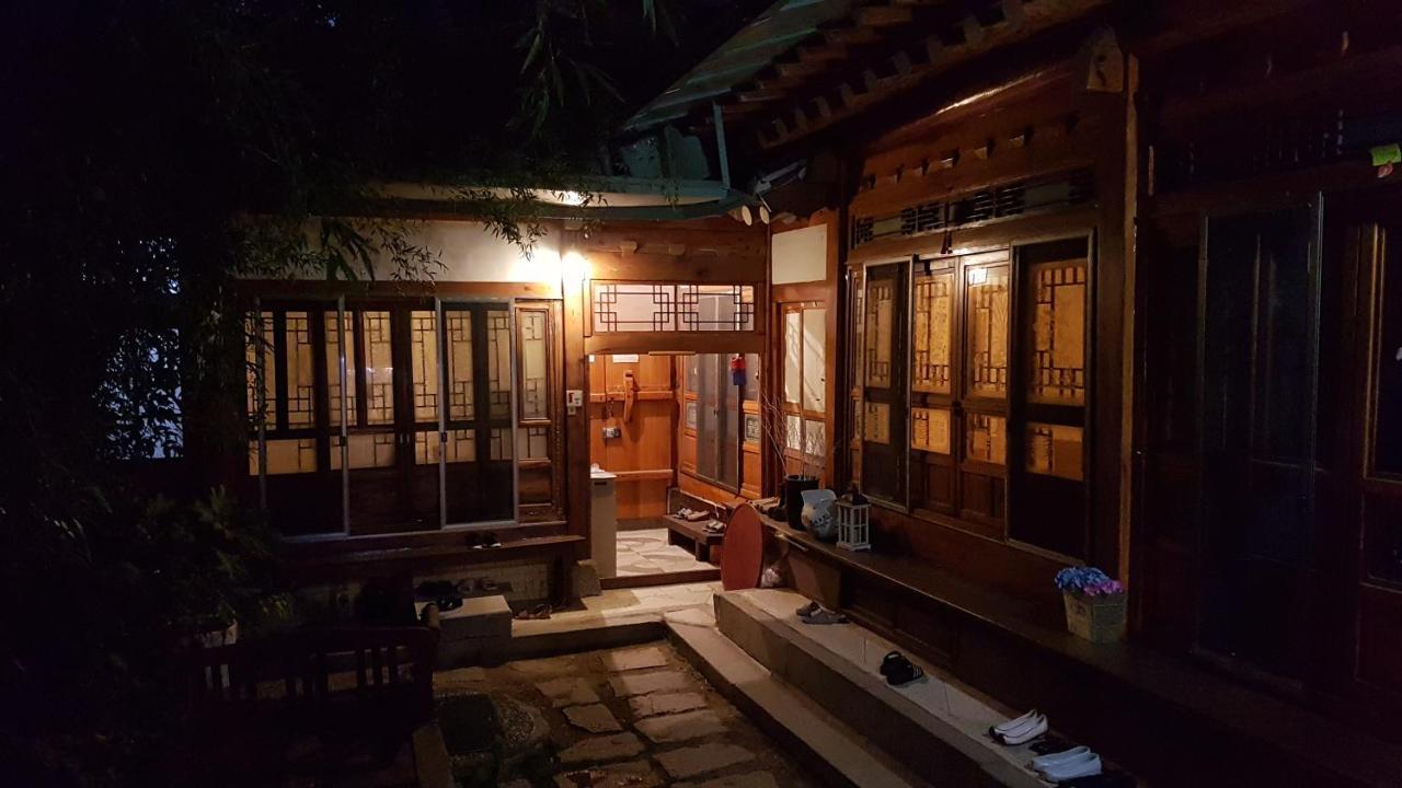 Gongsimga Hanok Guesthouse Сеул Екстериор снимка